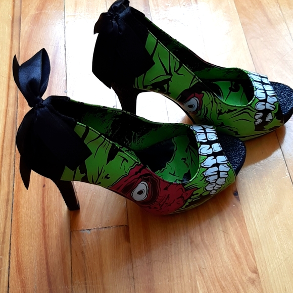 Zombie Stompers - Picture 4 of 4